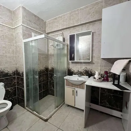 Lotus Apartment *